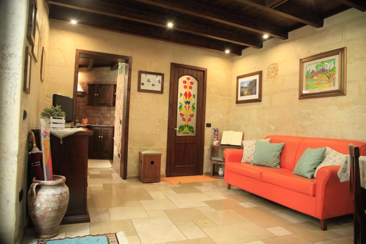 Dimora Dei Figuli Hotel Lecce Bagian luar foto