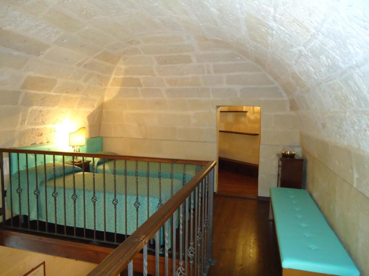 Dimora Dei Figuli Hotel Lecce Ruang foto