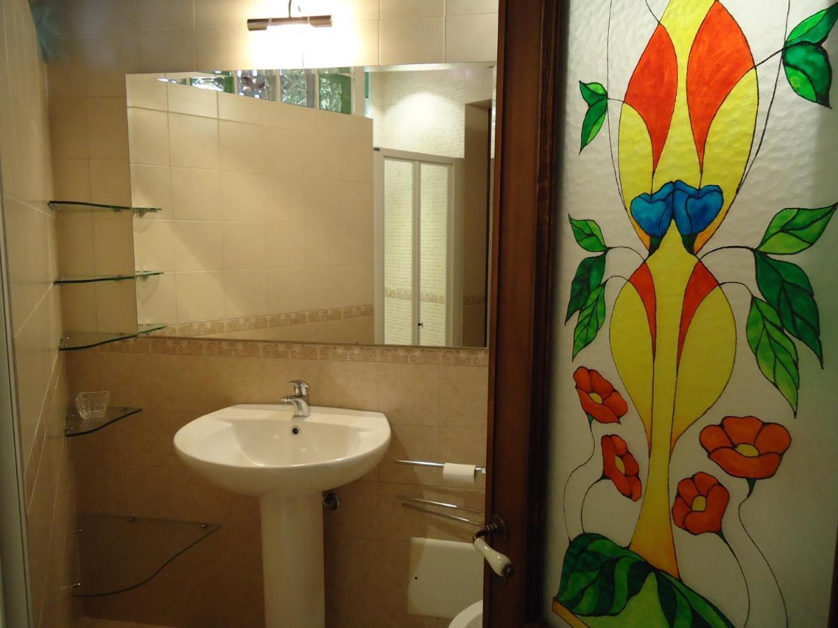 Dimora Dei Figuli Hotel Lecce Bagian luar foto