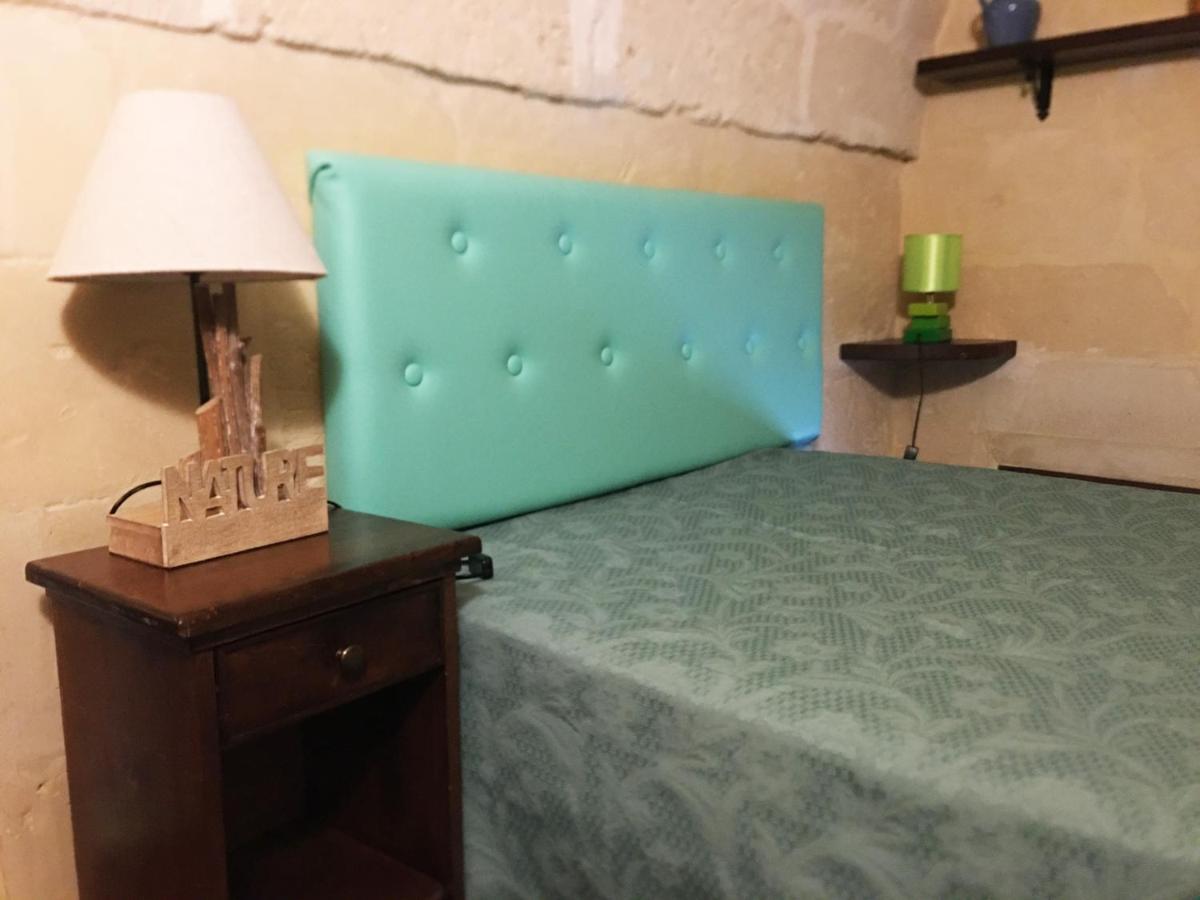 Dimora Dei Figuli Hotel Lecce Bagian luar foto