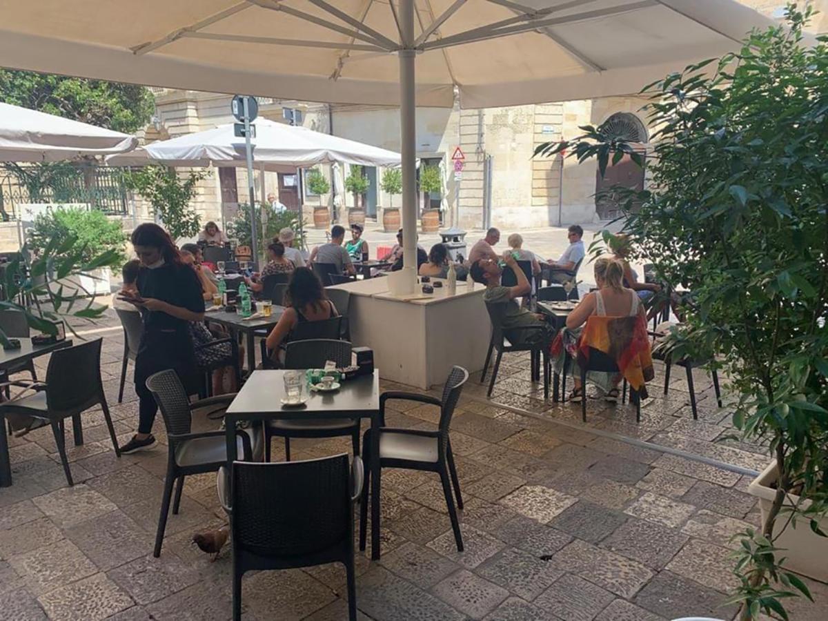 Dimora Dei Figuli Hotel Lecce Bagian luar foto